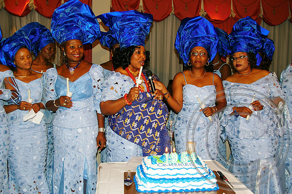 Queen's Alumni (166)_edited.jpg