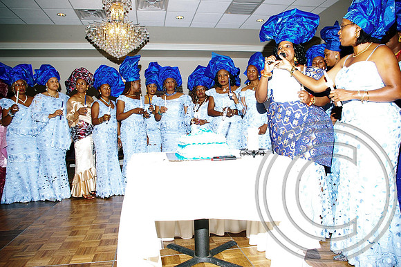 Queen's Alumni (155)_edited.jpg