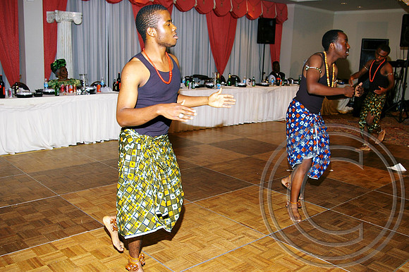 Queen's Alumni (274)_edited.jpg