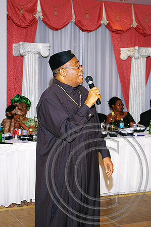Queen's Alumni (189)_edited.jpg