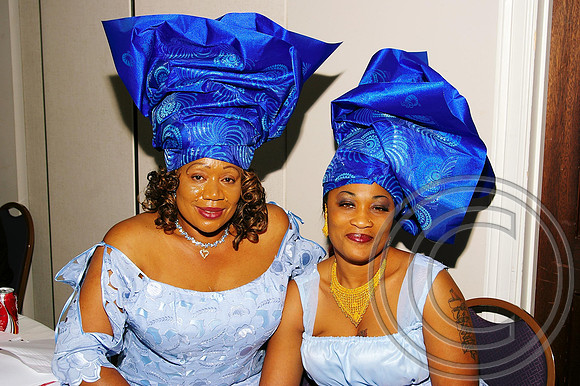 Queen's Alumni (177)_edited.jpg