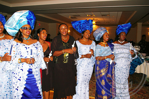 Queen's Alumni (164)_edited.jpg