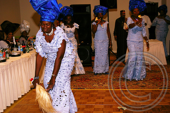Queen's Alumni (227)_edited.jpg