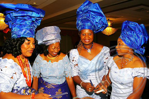Queen's Alumni (28)_edited.jpg
