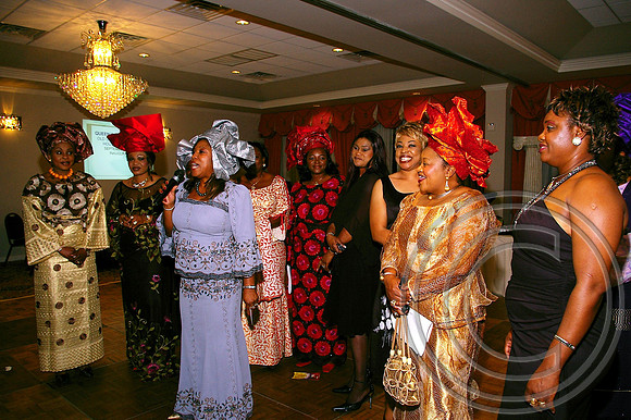 Queen's Alumni (273)_edited.jpg