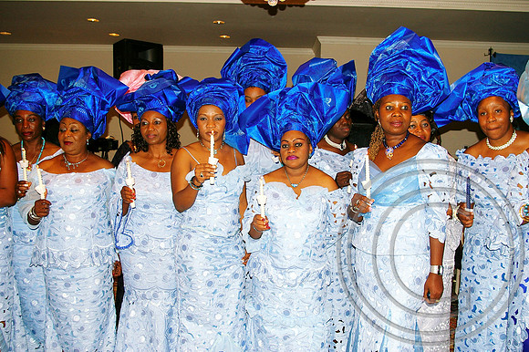 Queen's Alumni (158)_edited.jpg