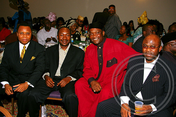 Queen's Alumni (222)_edited.jpg