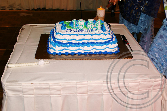 Queen's Alumni (150)_edited.jpg