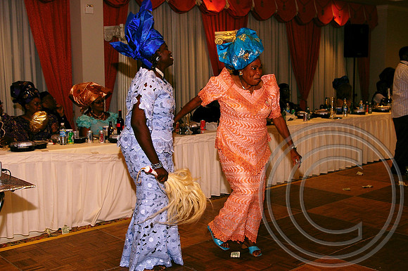 Queen's Alumni (232)_edited.jpg