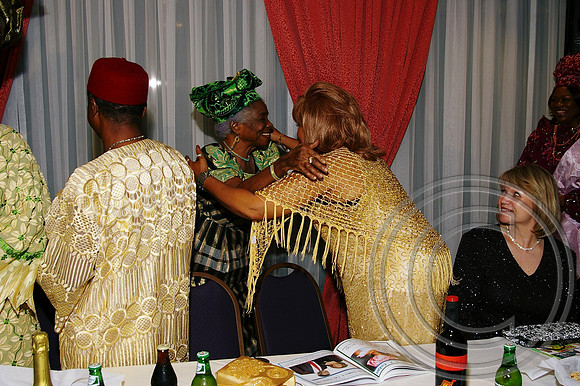 Queen's Alumni (109)_edited.jpg