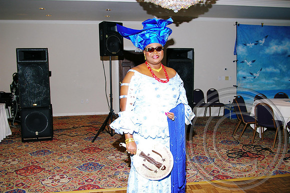Queen's Alumni (12)_edited.jpg