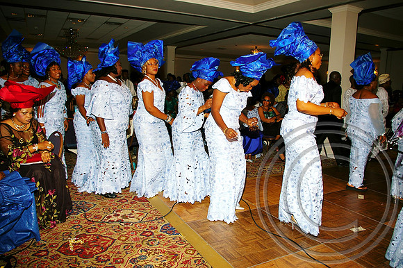 Queen's Alumni (237)_edited.jpg
