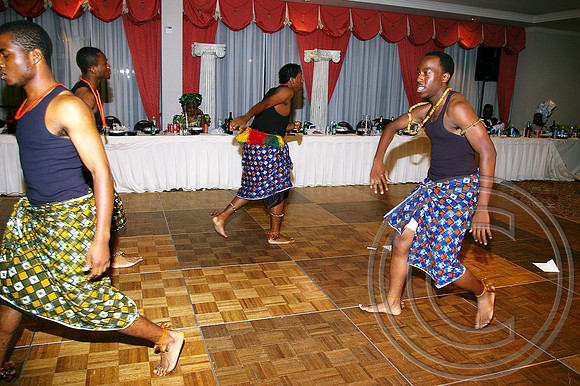 Queen's Alumni (276)_edited.jpg