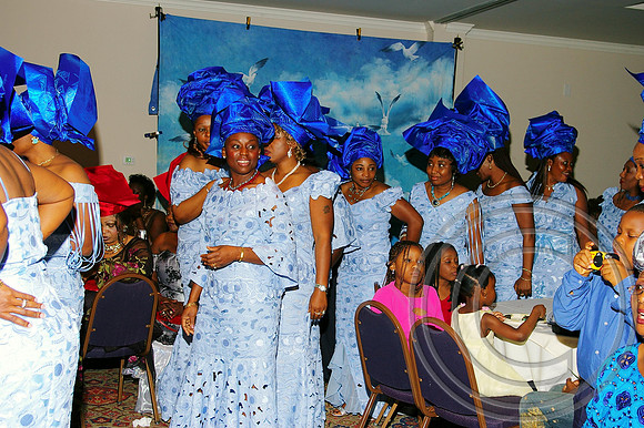 Queen's Alumni (235)_edited.jpg