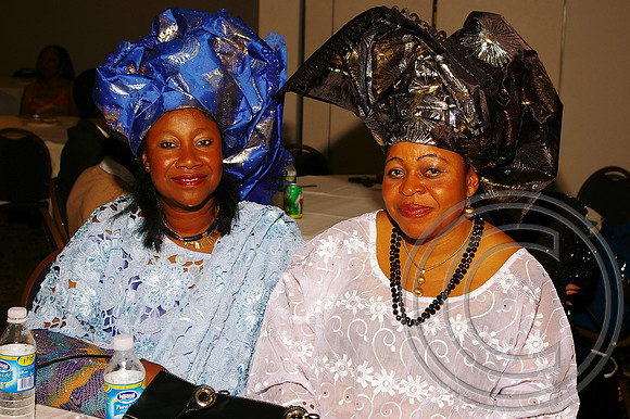 Queen's Alumni (66)_edited.jpg