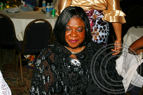 Queen's Alumni (68)_edited.jpg
