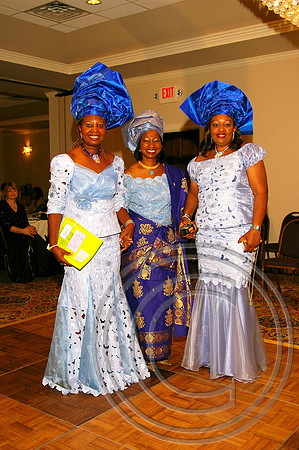 Queen's Alumni (83)_edited.jpg